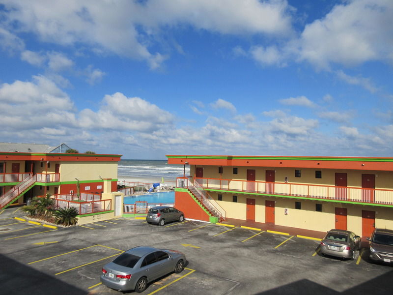 Roomba Inn & Suites - Daytona Beach Exterior photo